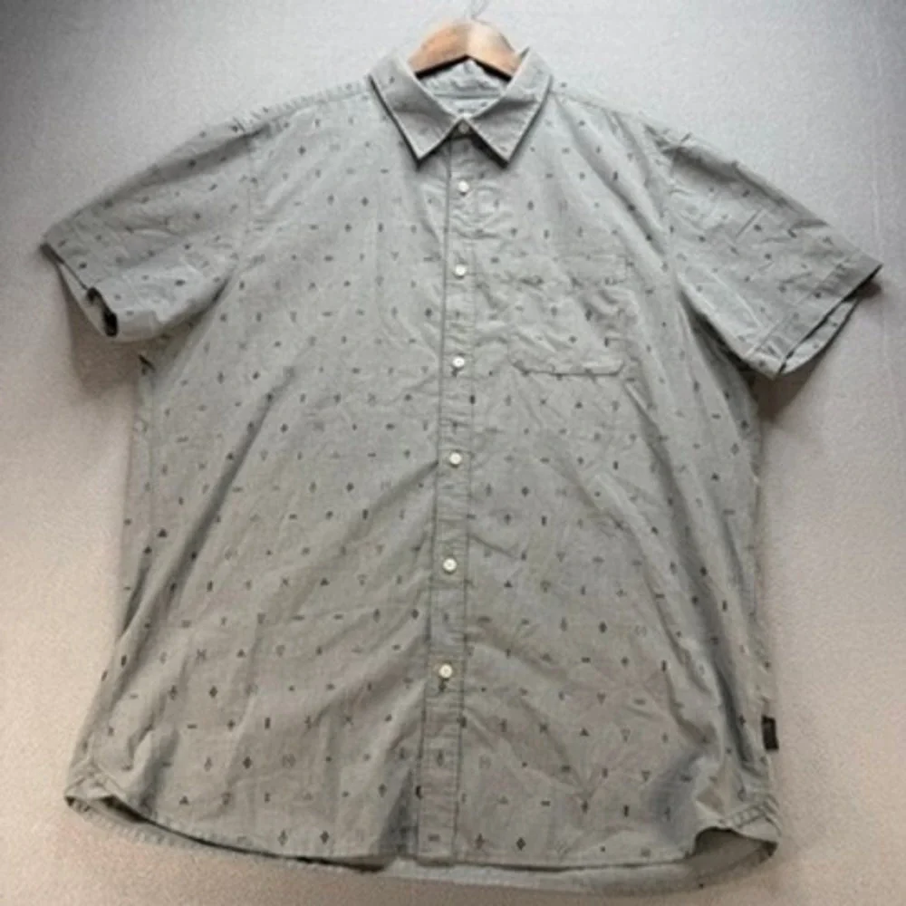 The North Face Button Down Shirt Short Sleeve Regular Fit XL Gray Geometric Prep